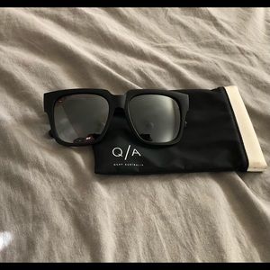 Quay “On the prowl” sunglasses